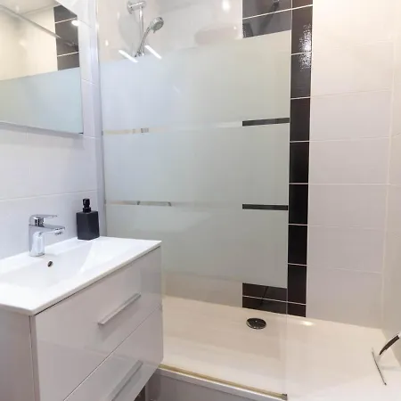 Apartment Gio - 4 Personnes, Clim, Piscine, Terrasse Agde